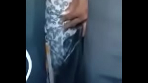 Chennai trainil suuthai thadavum kama veriyan - Hidden cam videos