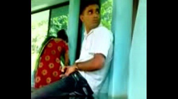 Puungaavil mulai sunniyai sappi ookum kaathalargal - Sex videos.