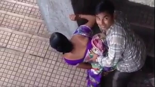 Theruvil sexyaaga ookum theviidiya - Hidden cam sex video