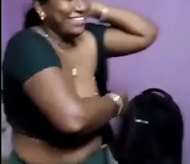 Tamil aunty affair nudedaaga udambai kanbikum sex video