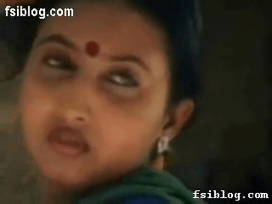 Nadigai santhiya idupil kai vaithu thadavi mulai sappum tamil actress sex video